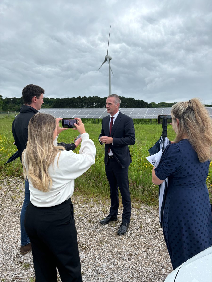 Yesterday we helped coordinate a visit from Peter Kyle, the Shadow Secretary of State for Science, Innovation and Technology, and local Labour candidate Adam Jogee, who, alongside national journalists, visited Keele-based businesses and our renewable energy park and energy centre