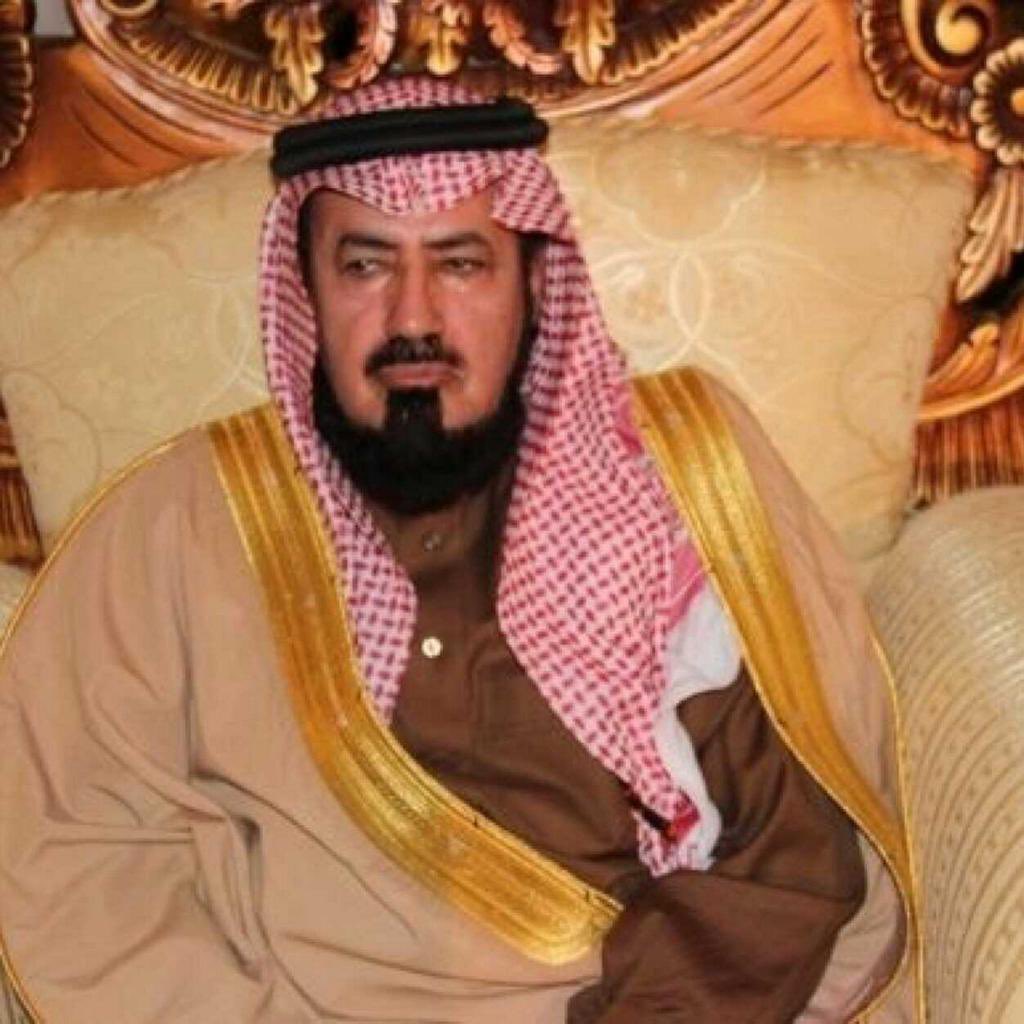 أحر التعازي وأصدق المواساة لـ قبيلة عُتيبة عامة وللعضيان خاصة في وفاة المغفور له بإذن الله

الشيخ : صنيتان بن محمد الضيط

نسأل الله ان ينزل عليه رحماته ويسكنه فسيح جناته ويلهم ذويه ومُحبيّه الصبر والسلوان .

 #الشيخ_صنيتان_الضيط