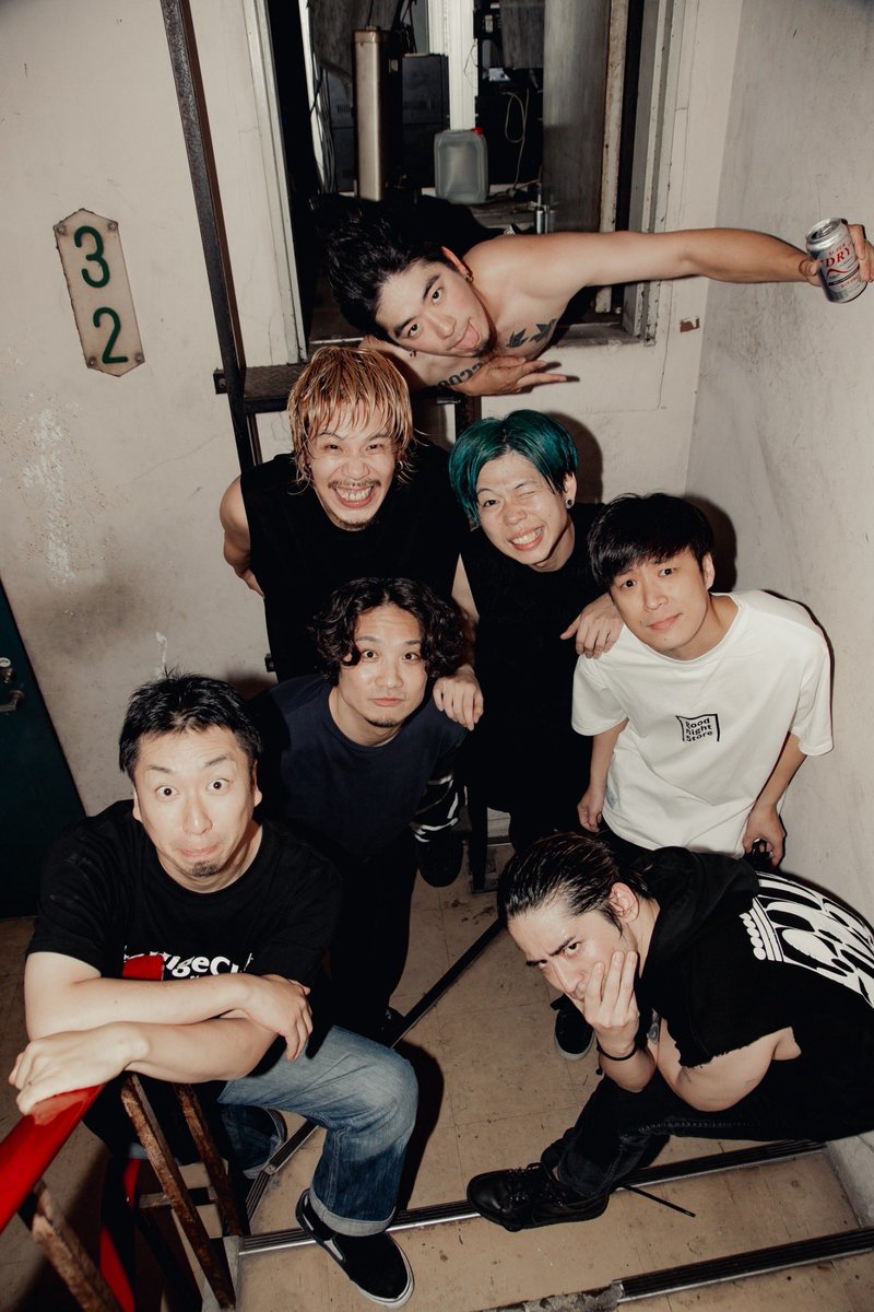show_sstp's tweet photo. MAGIC HOUR TOUR@NAGOYA BOTTOM LINE

新生SHANKめちゃくちゃカッコよかった！
新宿に続きめっちゃ良い時間過ごせてます。

明日(今日)は大阪フォーリミ。
最後まで残さずぶつけ合います。

📸 @kawado_photo 
🥁 @pearl_drum @sabian_jp @aspr_official 

#survivesaidtheprophet 
#サバプロ 
#SHANK https://t.co/GRcKlnBxOo