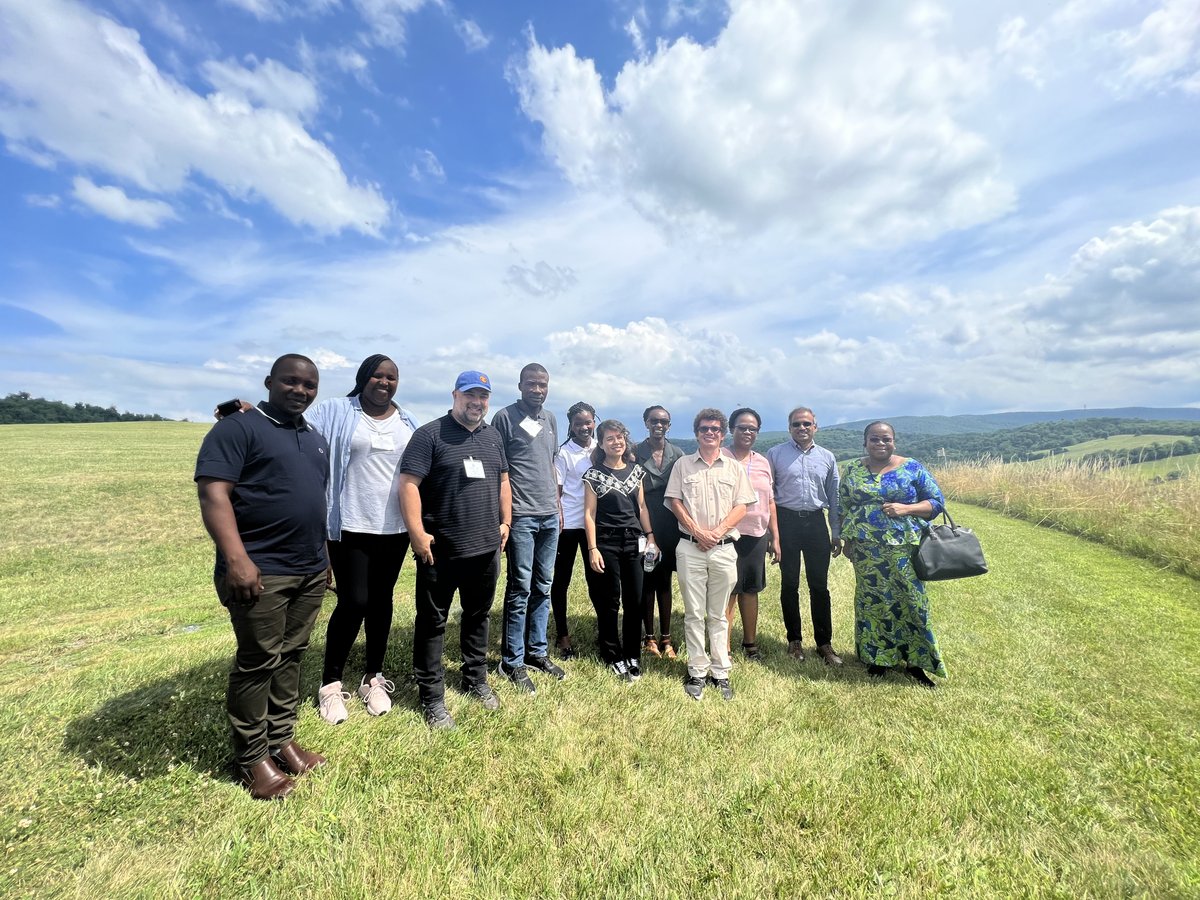 Happy #WorldEnvironmentDay! 

In 2023, the @SmithsonianZoo's Conservation Biology Institute welcomed a delegation of wildlife experts from 8 African nations as part of a <a href="/StateIVLP/">IVLP</a> visit to exchange best practices in protecting vulnerable animal populations. #WeSaveSpecies
