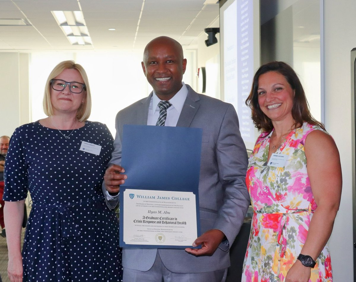 LittletonMAPD's tweet photo. 🎉 Congratulations to Officer Abu on completing a graduate certificate in Crisis Response and Behavioral Health from William James College. This achievement represents a significant commitment to the safety and well-being of our community. #BehavioralHealth #CoResponse https://t.co/YwEOib9vlV