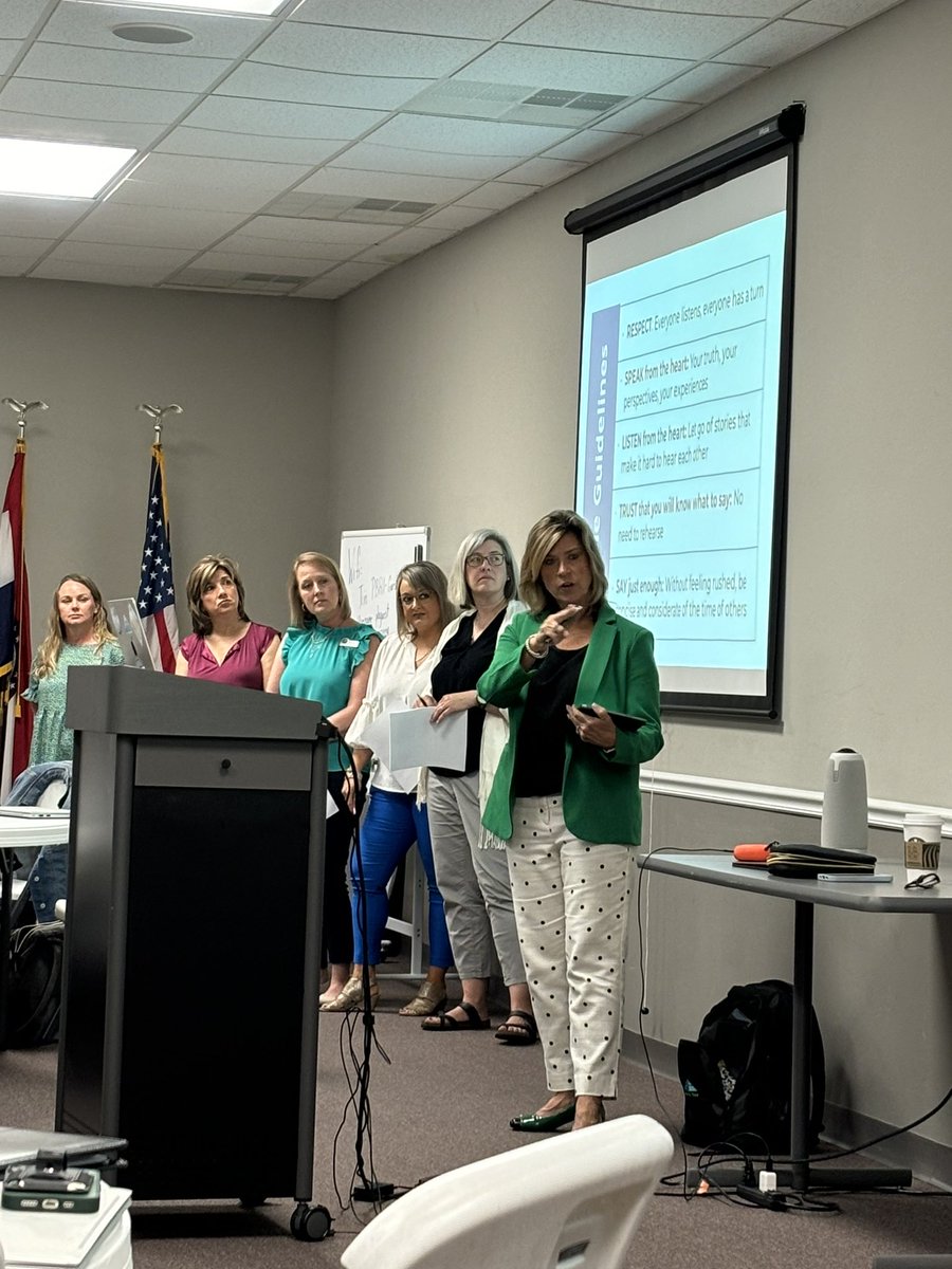 Emily Feltner tweet media