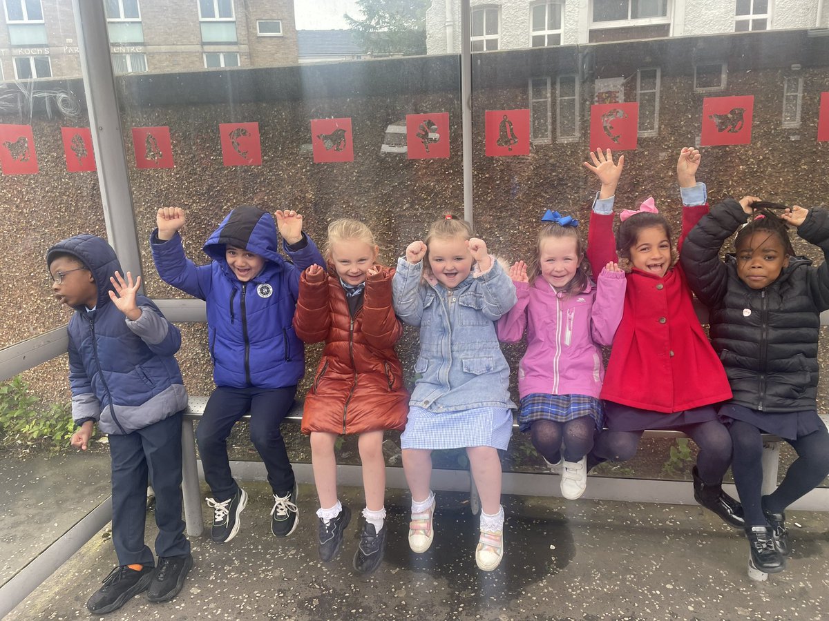 MissCarroll17's tweet photo. ‘A friend is one of the nicest things you can have, and one of the best things you can be’. 
This group are always so kind and look out for one another. They have the biggest of hearts and are so lucky to have each other as friends. ❤️
@SaintRochsPS @GlasgowNurture https://t.co/XEo2lVWIpN