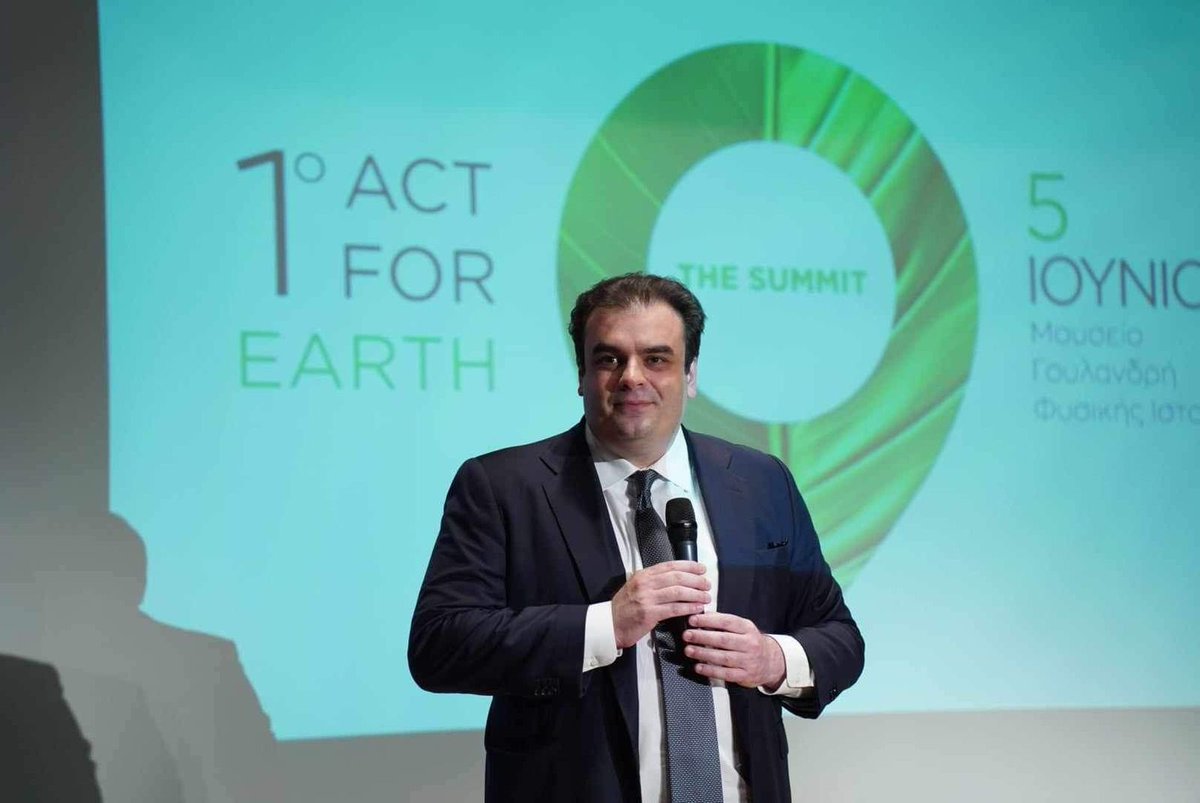 Pierrakakis's tweet image. Στο 1ο Act for Earth του @cnngreece παρουσιάσαμε τη στρατηγική του @MinEduGR για την ανάπτυξη περιβαλλοντικής συνείδησης. Η κλιματική κρίση αποτελεί μια από τις μεγαλύτερες προκλήσεις της γενιάς μας και τα παιδιά μας πρέπει να διαθέτουν τα εφόδια για την αντιμετώπισή της.
