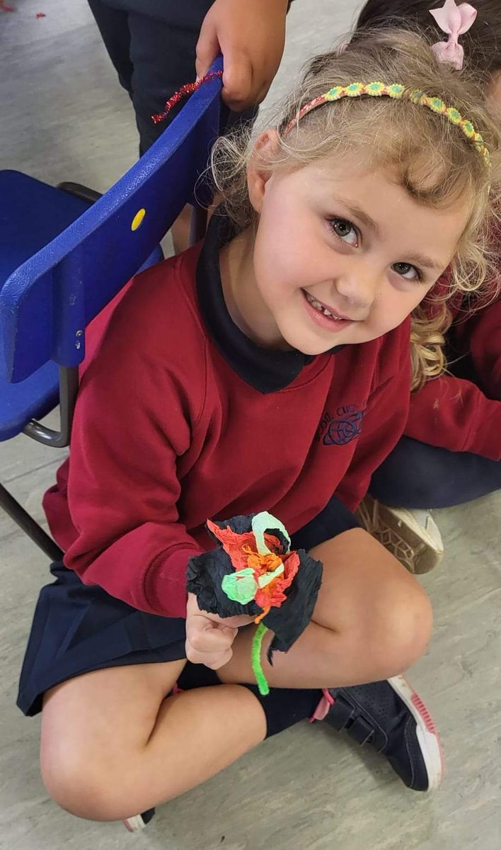 Seachtain Chothaithe faoi bhláth i Scoil an Droichid 💐
#NurtureWeek is blooming in Scoil an Droichid! 🌺
<a href="/nurtureuktweets/">nurtureuk</a>