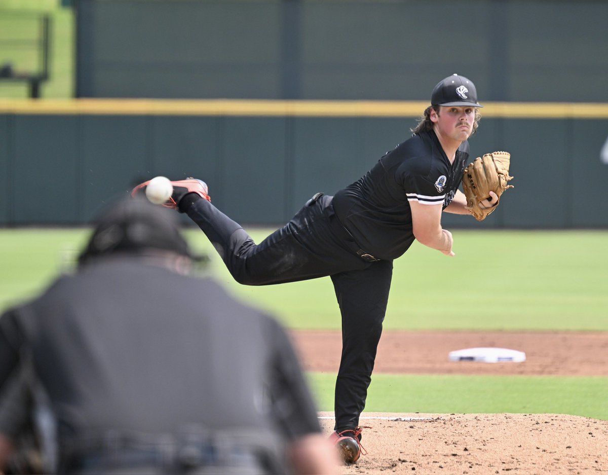 IUPBaseball's tweet photo. An outstanding outing for Jake Black! 

▪️8.0 IP 
▪️2 H 
▪️4 K 
▪️1 BB 
▪️100 pitches 
▪️14 flyouts https://t.co/FetwXp88Pr