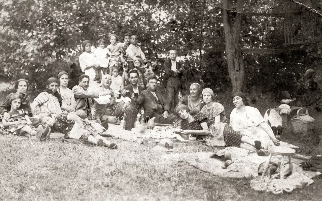 Centropa tweet media