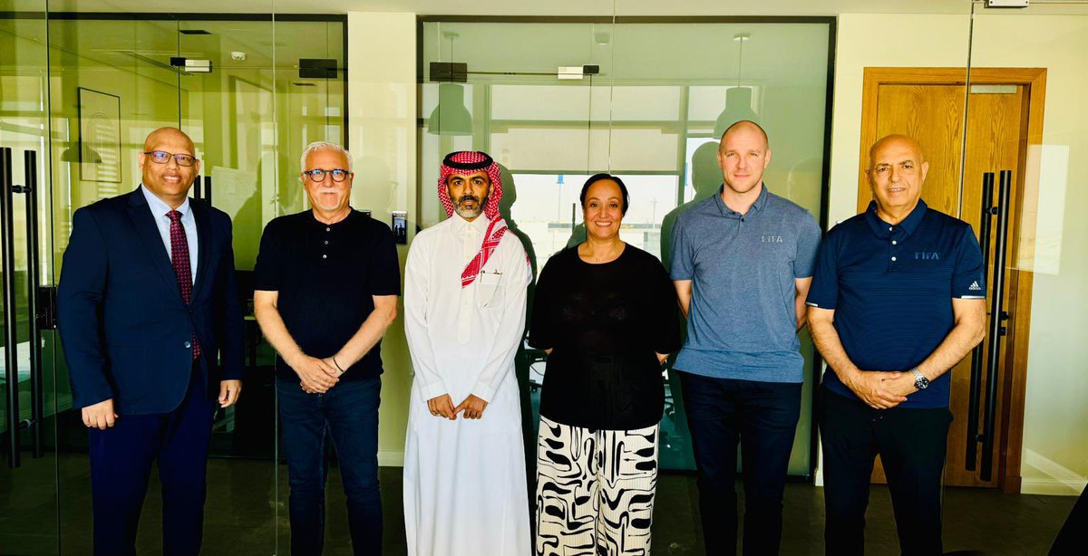 Philippe Senderos tweet media