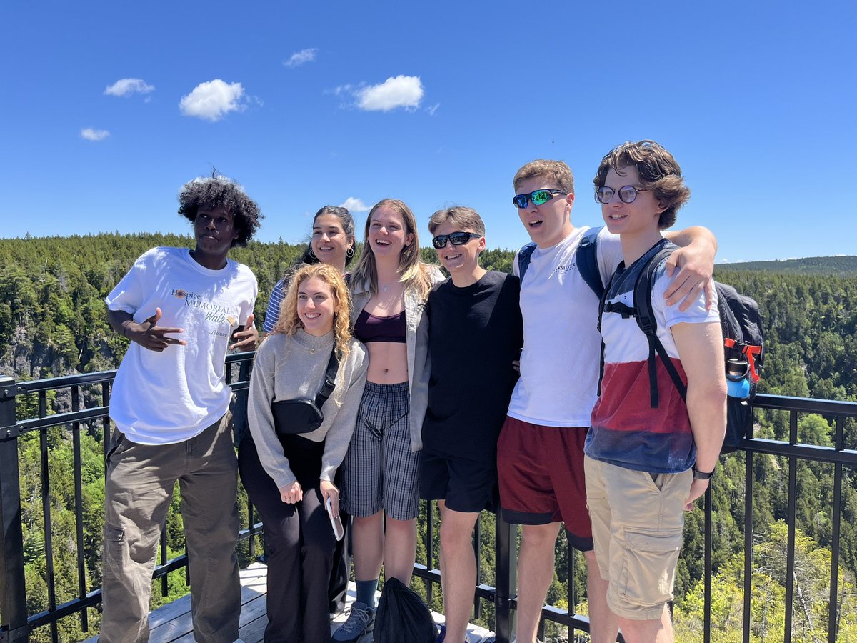 STM_Super_Saint's tweet photo. Todays #APNatureEd lesson with Seminar and Culture Club students to love and protect New Brunswick’s land, air, and ocean was a resounding success! @cgeducation https://t.co/XqexFNffgQ