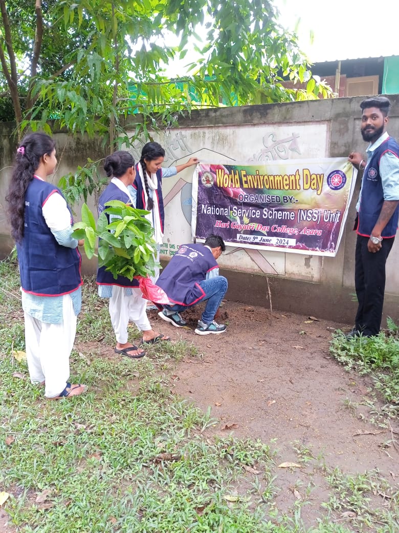 HariUnit's tweet photo. Celebration of  World  Environment Day. Hari -Gayatri Das College NSS Unit @nss_rdguwahati @GUCampusNSSUnit @CMOfficeAssam https://t.co/d60Mi4TVaN