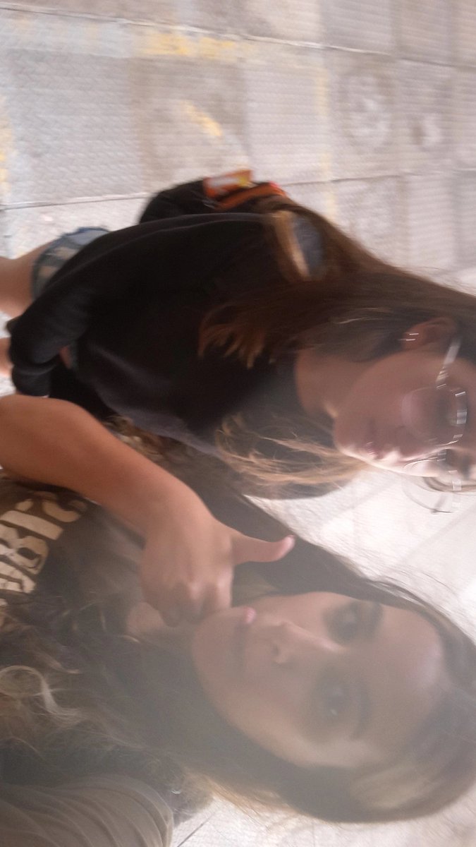 namorada do Alisson tweet media