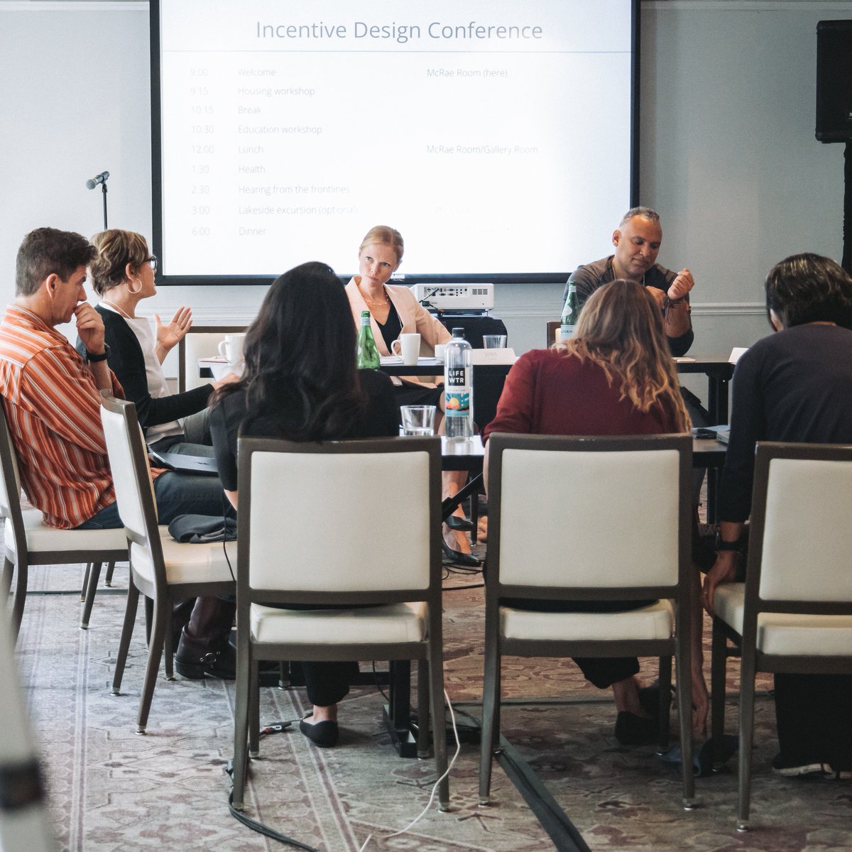 Jana Gallus tweet media