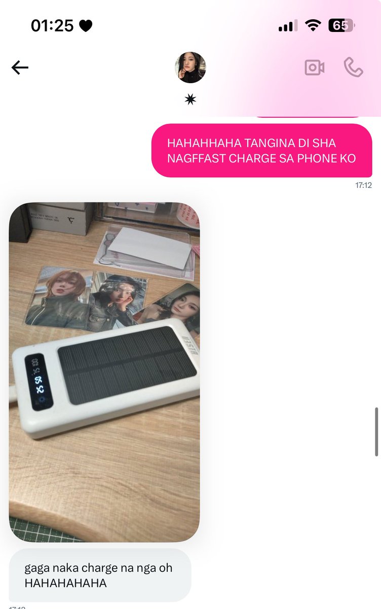 hellokittyhao's tweet photo. gago same power bank din 😭 for context, i was trying to sell my power bank to her bc i bought the wrong model for my phone. third pic is from her priv acc https://t.co/xZNCy8f58k