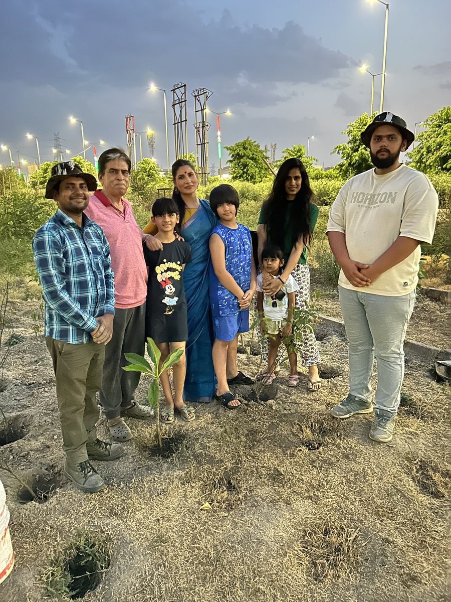 Rubika Liyaquat tweet media