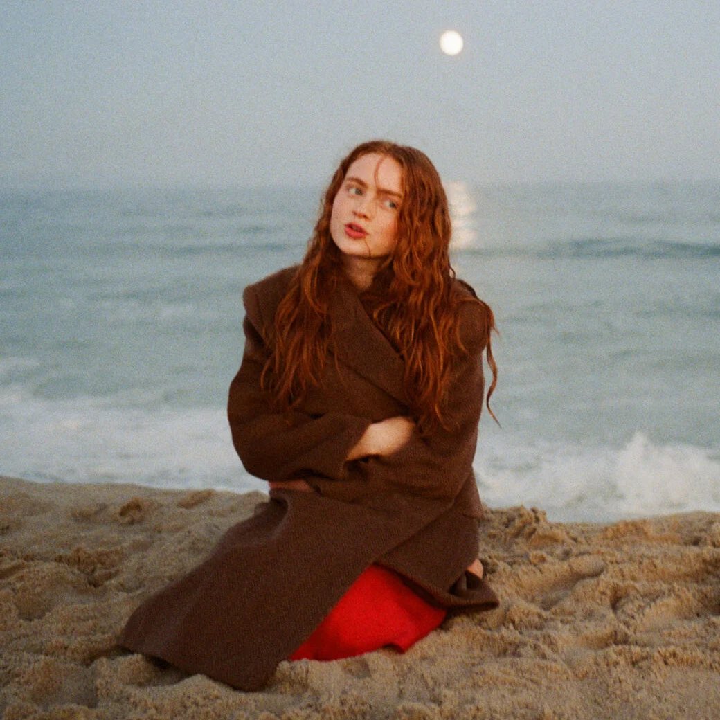 sadieposts's tweet photo. sadie sink for stella mccartney https://t.co/Yg0XHM3DQu