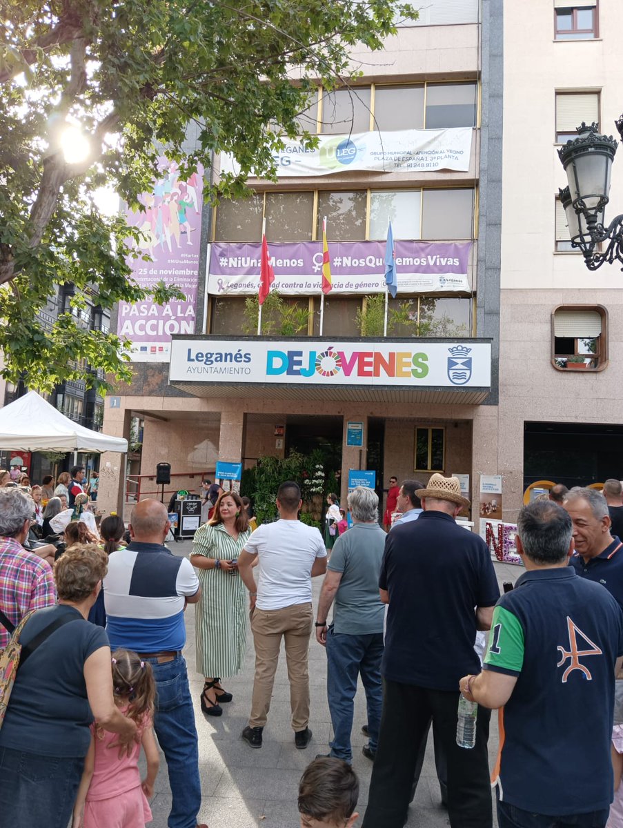 UnionporLeganes's tweet photo. 🌳 MEDIO AMBIENTE
El Primer Teniente Alcalde y Portavoz de #ULEG @CarlosULEG ha asistido al Acto Institucional del Día del Medio Ambiente en Plaza España.
#Uleg #Leganés #SentimosLeganés https://t.co/uLnP22uLkZ