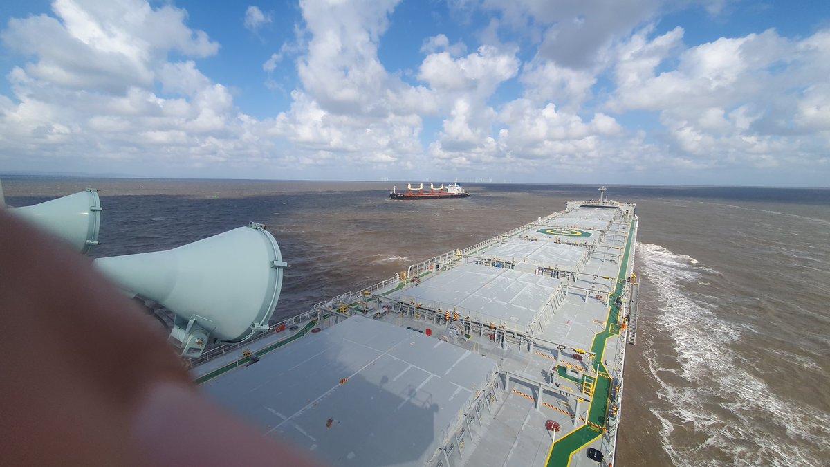 italianscouzr tweet media