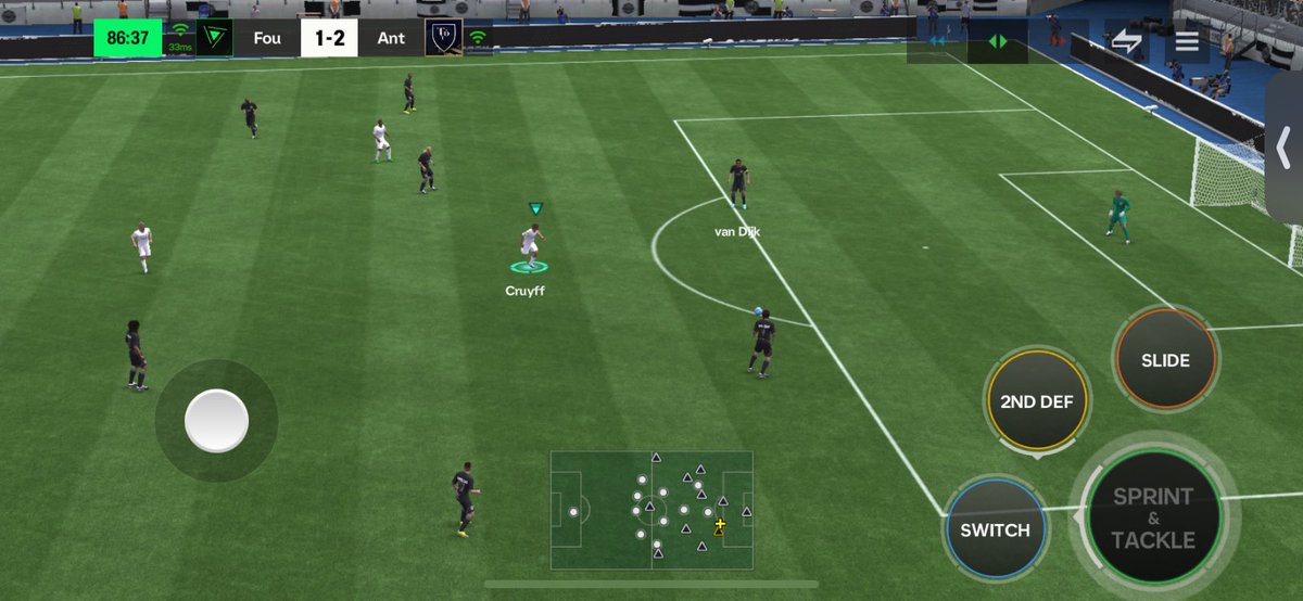 founder_t8's tweet photo. @EAFCMobileForum How does ea allow this waste of time 😠 they should have a punishment does ea even see the reports https://t.co/8Jlq7U5YYT