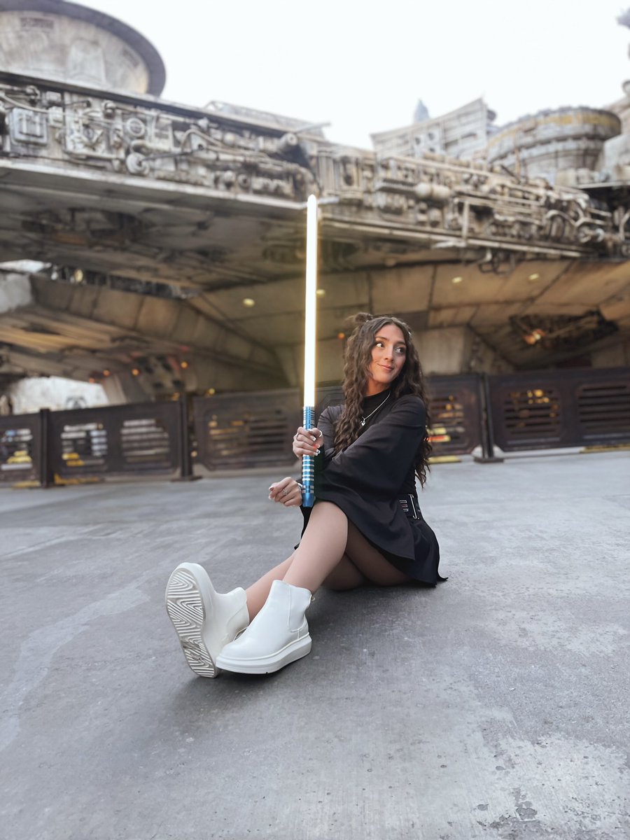 theonlysusy's tweet photo. ✨Darth Leia✨ #starwars #princessleia #leiaorgana https://t.co/Rr0llYicMc