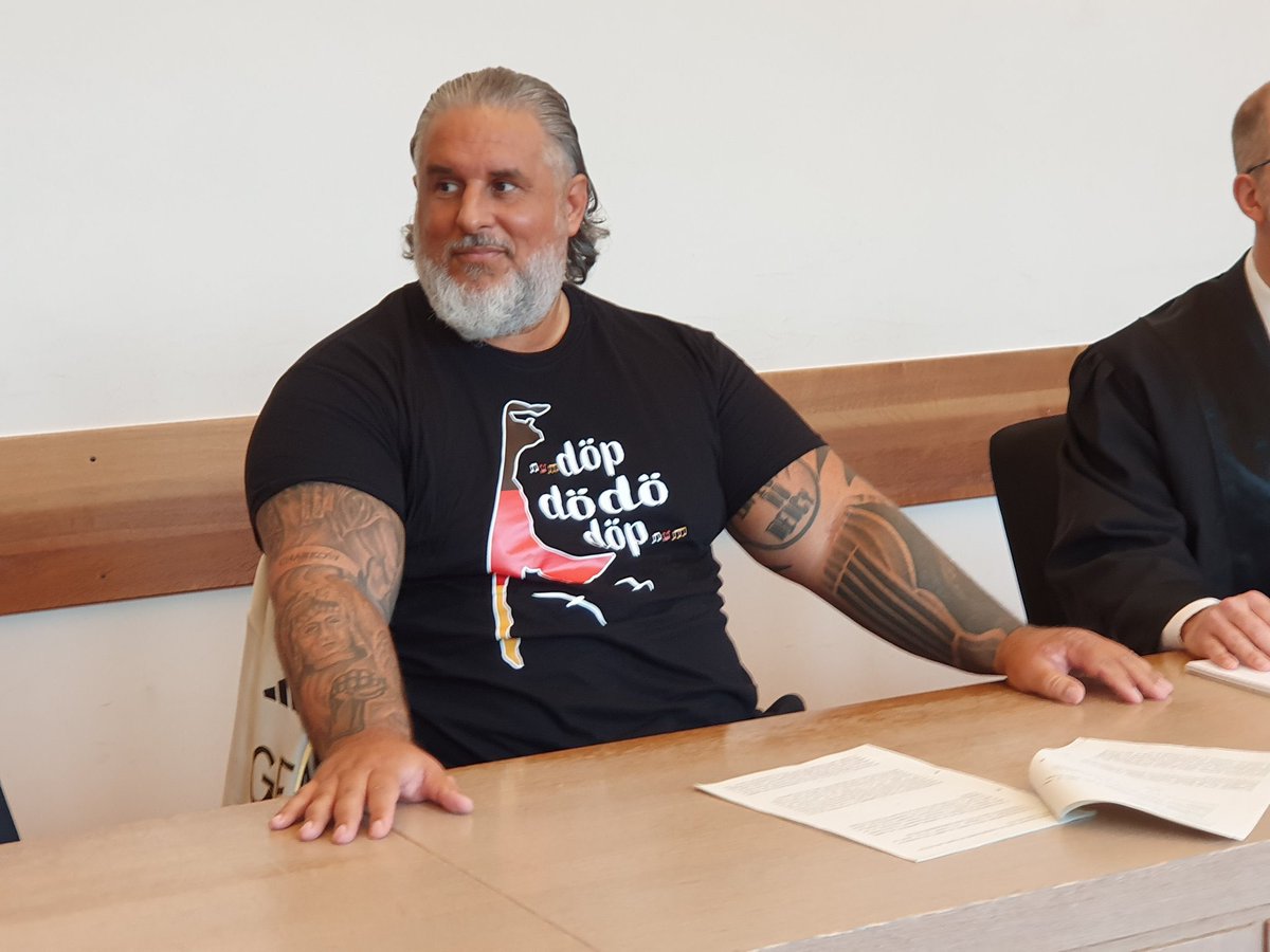 EndWokeness's tweet photo. A famous YouTuber in Germany named Tim Kellner was just fined €11,000 for mocking, nicknaming leftist politicians.

SDP politician Sebastian Edathy got just a €5,000 fine for chiId p*rn possession. https://t.co/as2Vde3pp5