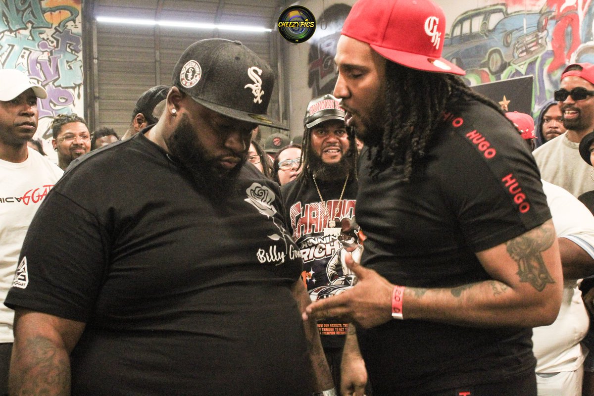 CheezyPics_'s tweet photo. The Smoke Room Battle league  Presents #Overdose2 in #Chicago 
STEVE STAPLES VS PRINCE LORD 
V.O.D now available on https://t.co/1rvFwdVpY9 
#SmokeRoomShyt💨💨💨
📸: @CheezyPics_ 
 DONATIONS APPRECIATED 
Cashapp: $CheezyPics
Follow
https://t.co/GRtElSK9Zn
https://t.co/7YkfwulPTz https://t.co/GwI1uPAs0l