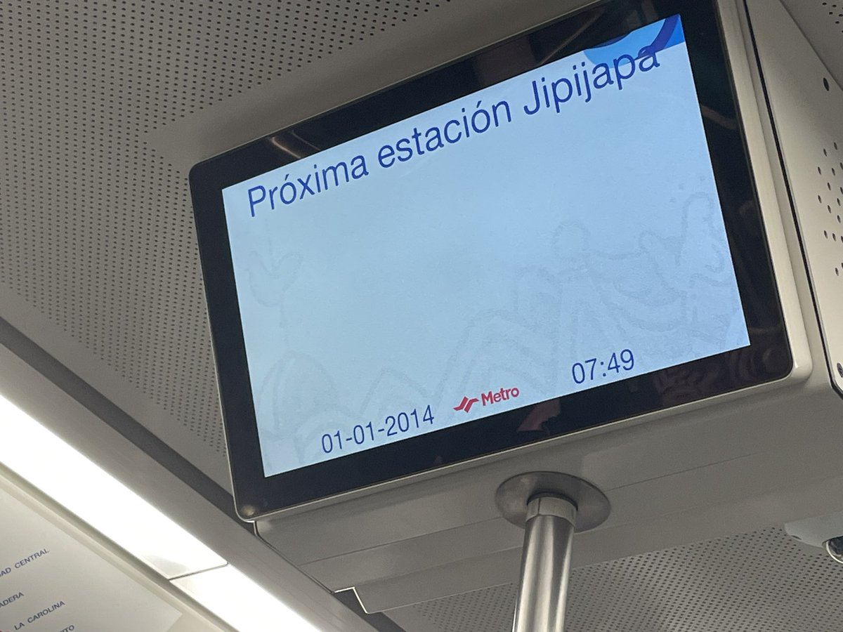 david_roman2's tweet photo. @pabelml @MetrodeQuito estamos en la maquina del tiempo???
Ni siquiera la configuración de hora y fecha pueden mantener en el metro, peor poder mantener la operatividad del mismo https://t.co/jHG7kq2Yck