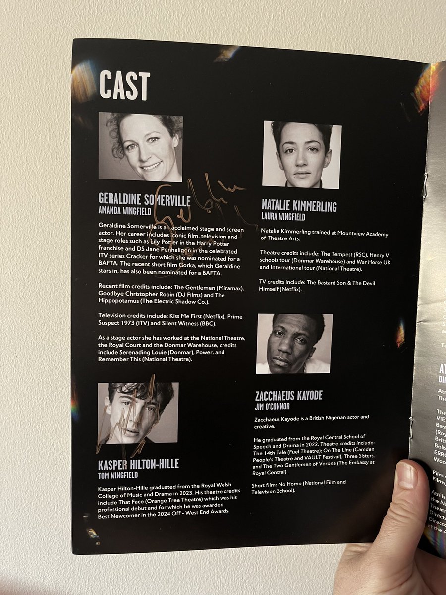 LDNTheatreMania's tweet photo. Glass Menagerie - Ally Pally Th

Absolutely loved the style of this production…nothing on stage but small glass statues, flowers and a big moving sign “Paradise”!Loved Somerville, mesmerising acting and of course Hilton-Hille! Great future in front of him! #theatre #theatreblog https://t.co/m4WtCP1SEX