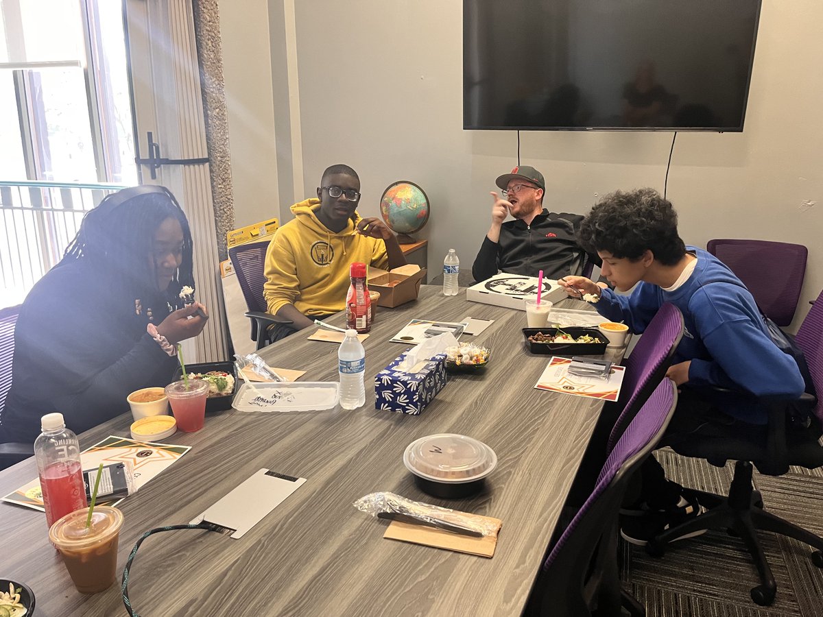 HSACleveland's tweet photo. Congratulations to the HSA CHS Students of the Year! Your perseverance and dedication have been recognized, and we are proud of your outstanding efforts. During the last week of school students we treated to luncheon with the Admin and were given an amazon gift card.#WeAreConcept https://t.co/Zj7W0cf9Gw