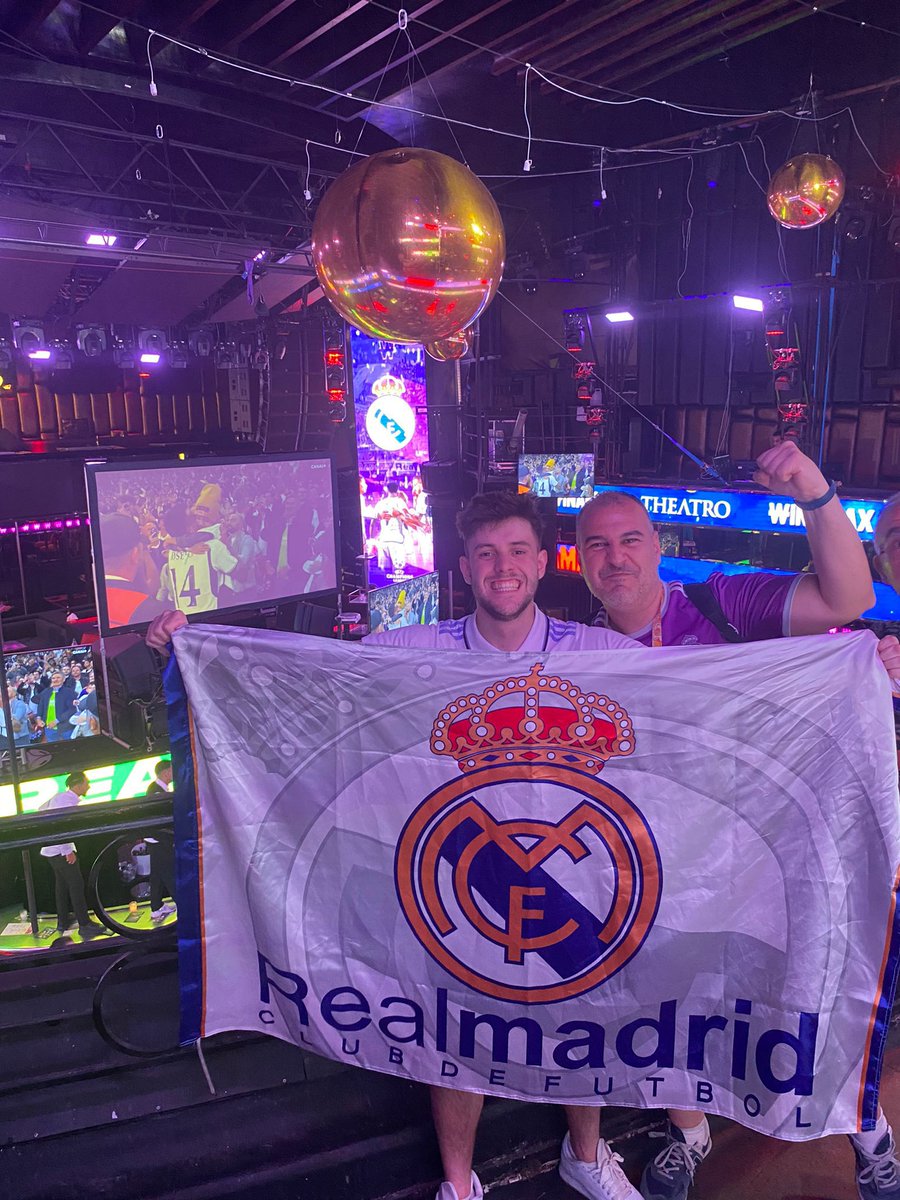 Galanandroses tweet media