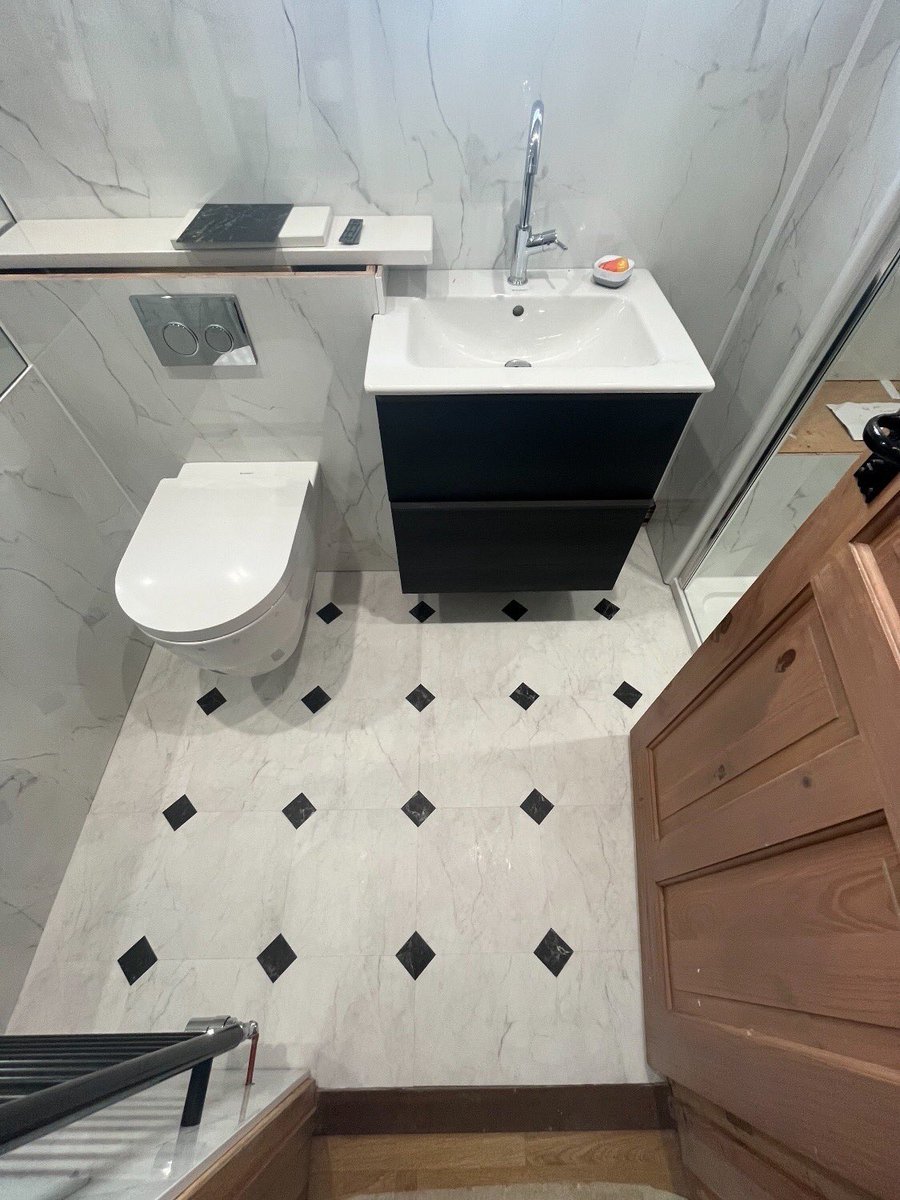 Amtico Keysquare perfectly fitted by Kieran of <a href="/AkaFlooring/">AKA Flooring Ltd</a> <a href="/AmticoFlooring/">Amtico</a>