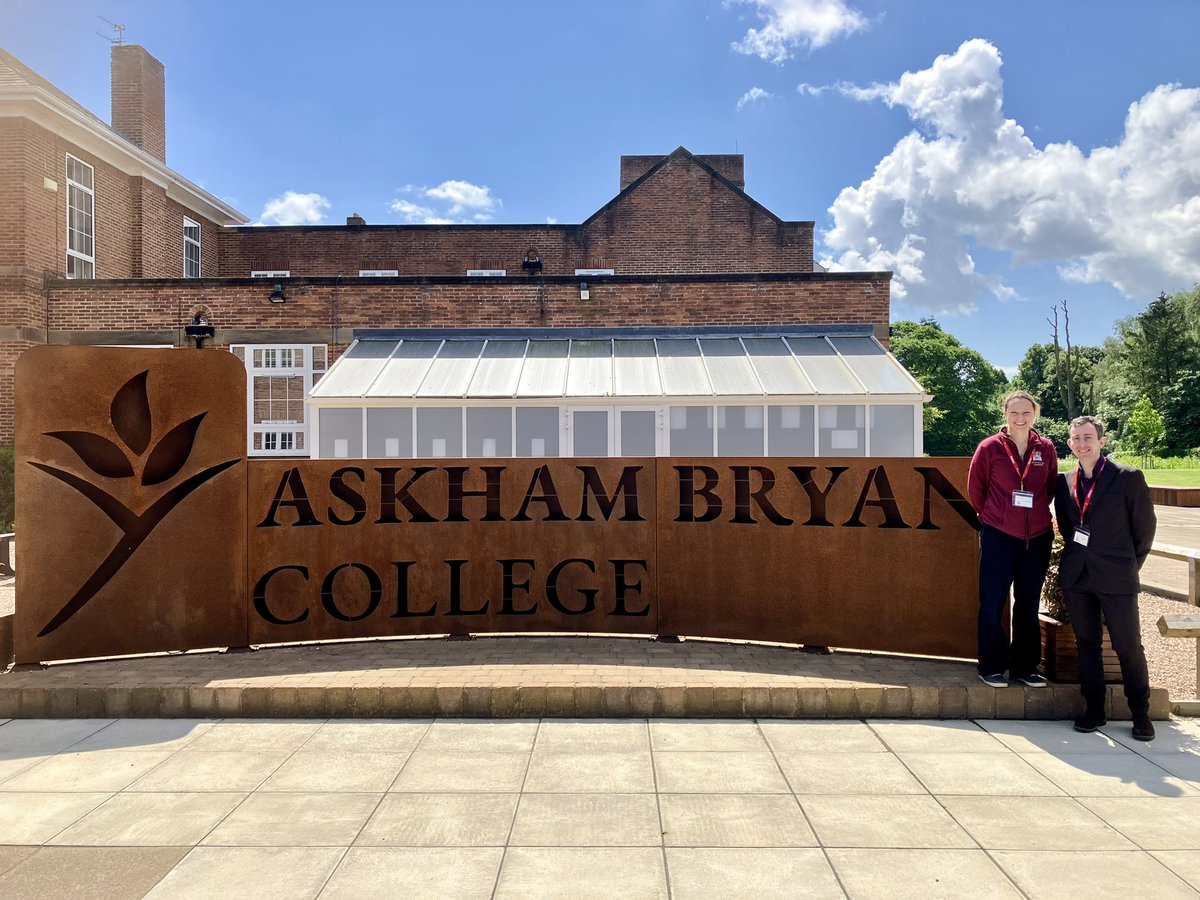 DrSBroadberry's tweet photo. A pleasure to deliver a #teambasedlearning workshop with @Adam_Tate1 on developing a sense of #belonging to an engaged group of HE Academics at Askham Bryan University Centre. @AskhamBryan https://t.co/w8aOdwLqXm