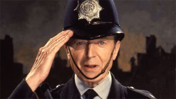 SaveRedlandLibr's tweet photo. 7pm TODAY on @TalkingPicsTV
From 1972 s18 Ep 7 of #Police #Drama📺 #DixonOfDockGreen “Molenzicht” directed by #JoeWaters & written by #NJCrisp
🌟#JackWarner #PeterByrne #GeoffreyAdams #MichaelOsborne #NicholasDonnelly #MichaelSlater #MaximHamel #FrankMills #TrudyLibosan https://t.co/JTjGlkF8t3