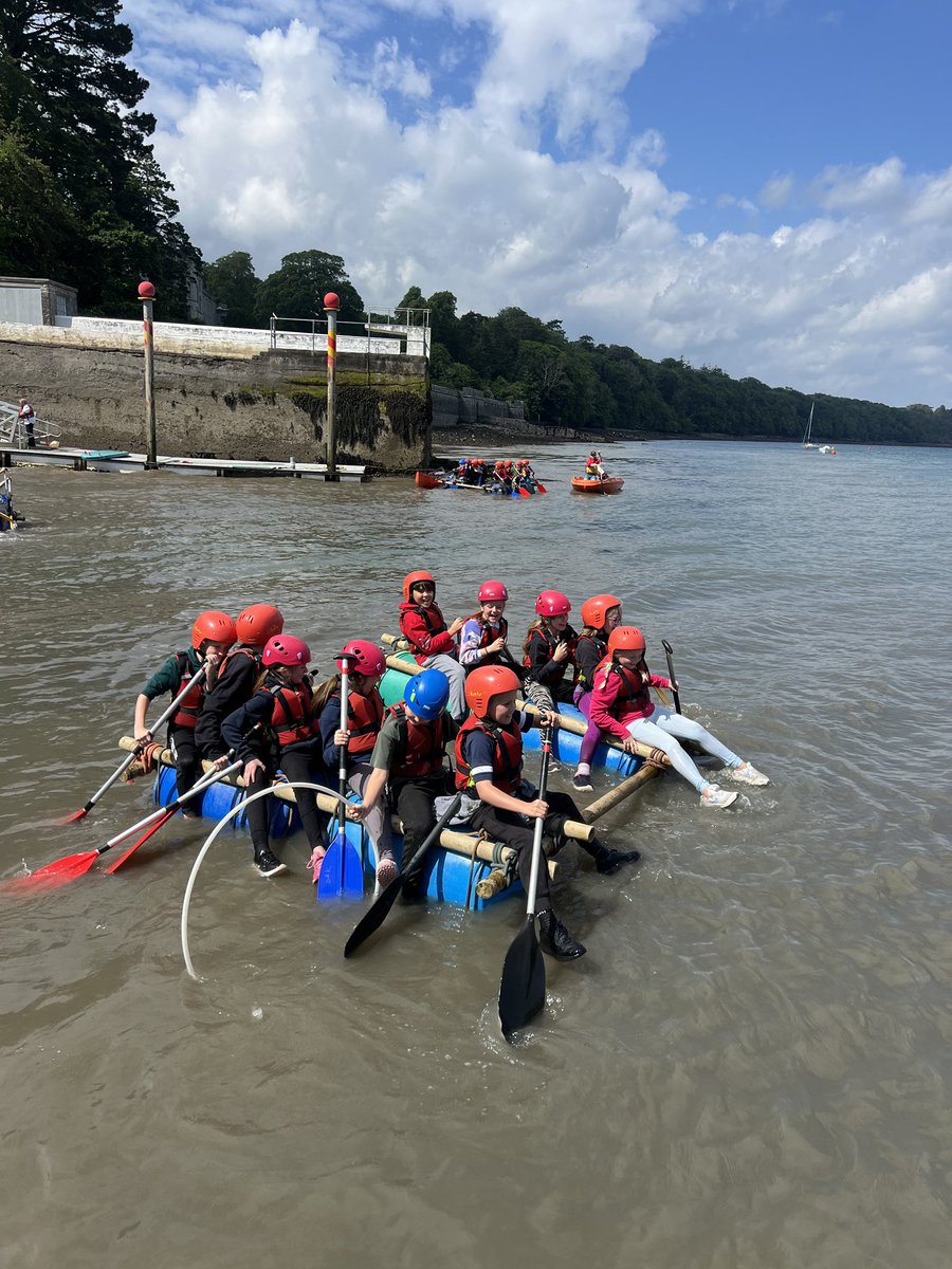 Miss Rees tweet media