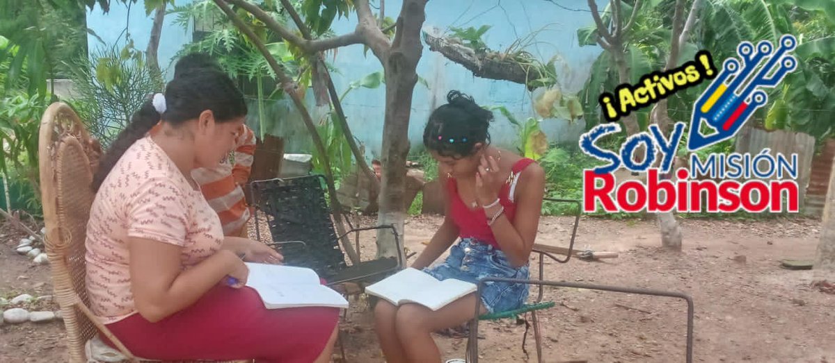 RobinsonMellado's tweet photo. Misión Robinson Mellado activo en el ambiente Diva Dumith facilitadora Teresa Rodriguez 

#PuebloMaduroEnPaz

@NicolasMaduro 
@_LaAvanzadora 
@Sociabolivarian 
@MisinRobinsonP2 
@Guarico_mision https://t.co/hJZbyzajJb