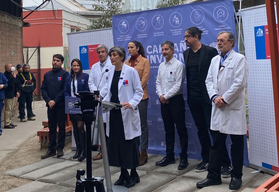 PrensaLatina_cu's tweet photo. La ministra chilena 🇨🇱 de Salud, Ximena Aguilera, expresó su preocupación por la presencia en el país de la bacteria #StreptococcusPyogenes 

Más en #PrensaLatina 
🔗https://t.co/mcIMhiWLtw https://t.co/DgBwS4TkVI
