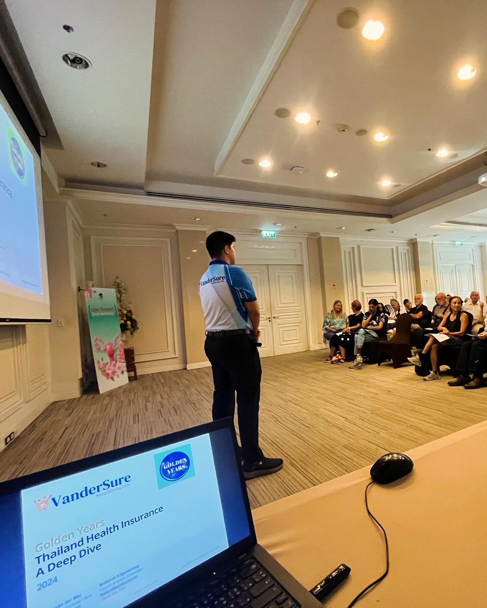 Vandersure's tweet photo. Ooh my what a Health Insurance DEEP DIVE! Thanks for all the trust and valuable feedback. Such talks gives us even more passion and energy to keep striving for a more transparant and personal service oriented insurance industry for everyone! 🙏🙏🚀🚀 @Vandersure #vandersure https://t.co/rIm7iixON0