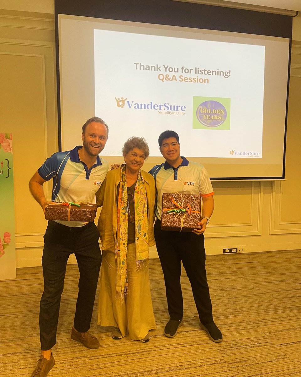 Vandersure's tweet photo. Ooh my what a Health Insurance DEEP DIVE! Thanks for all the trust and valuable feedback. Such talks gives us even more passion and energy to keep striving for a more transparant and personal service oriented insurance industry for everyone! 🙏🙏🚀🚀 @Vandersure #vandersure https://t.co/rIm7iixON0