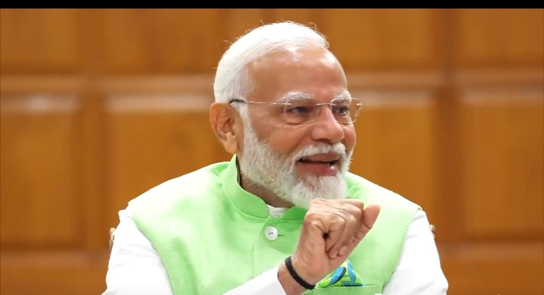 <a href="/BJP4India/">BJP</a> We are with you <a href="/narendramodi/">Narendra Modi</a> ji.. Congratulations on your historical performance in #loksabhelection 
It is a relief to watch you smiling again....Keep smiling Sir...love u💕
#ModiAgain