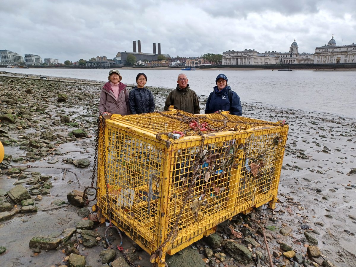 Thames21's tweet photo. On World Environment Day, we are delighted to launch our Live Litter Map, showing the effects of plastic pollution across the Tidal Thames.

Data presented in the Live Litter Map has been generated by our citizen science volunteers through our Thames River Watch programme. https://t.co/cJY0Vzouo4