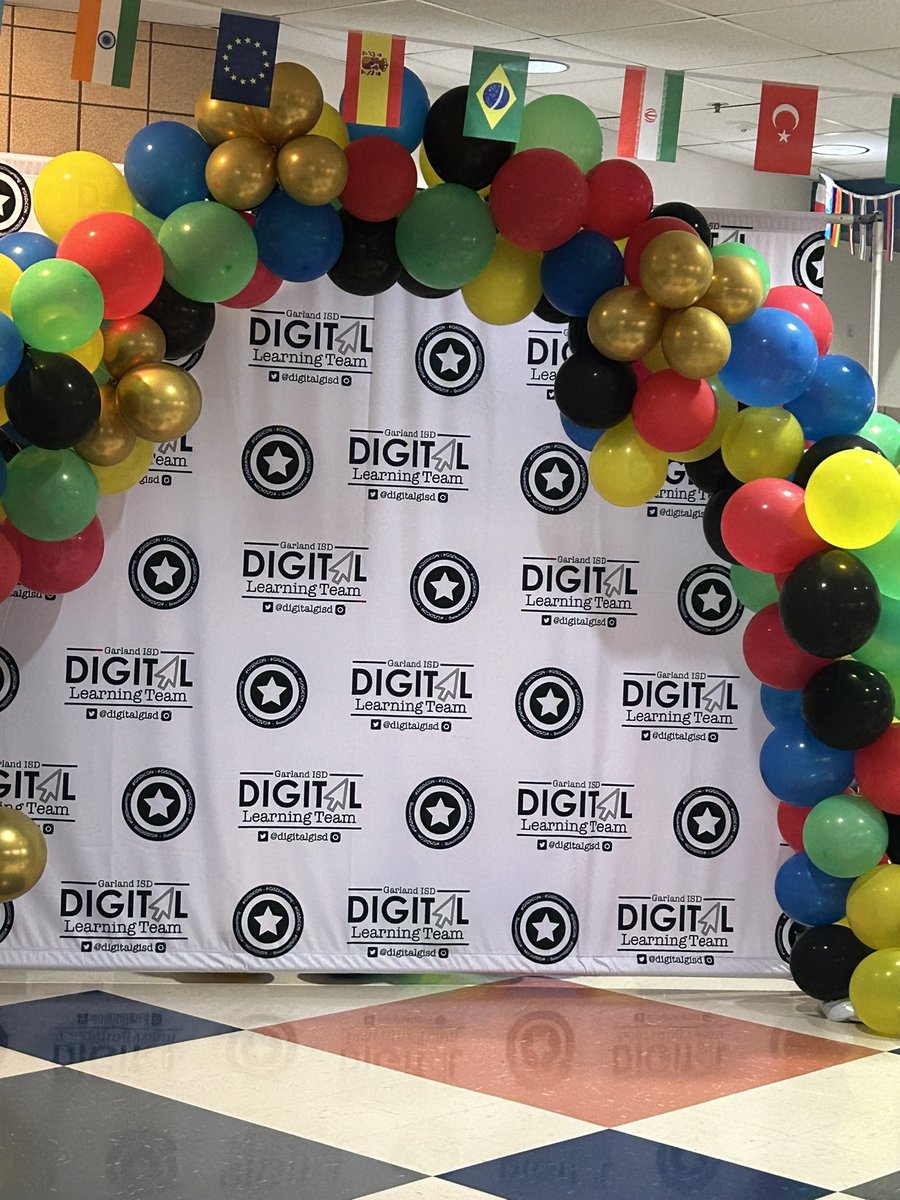 sdfrawle's tweet photo. @DigitalGISD #GISDiCon https://t.co/mjhXCPQYXF