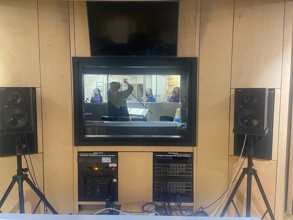 COREusVOCAL's tweet photo. An exciting time for COREus students. Over the next few weeks they will be recording a single with @RBCLearning. Here's a view of the first session in action @COREeducate @CORECityAcademy @CORERockwood #COREopportunity https://t.co/5EgFHkRA1Q