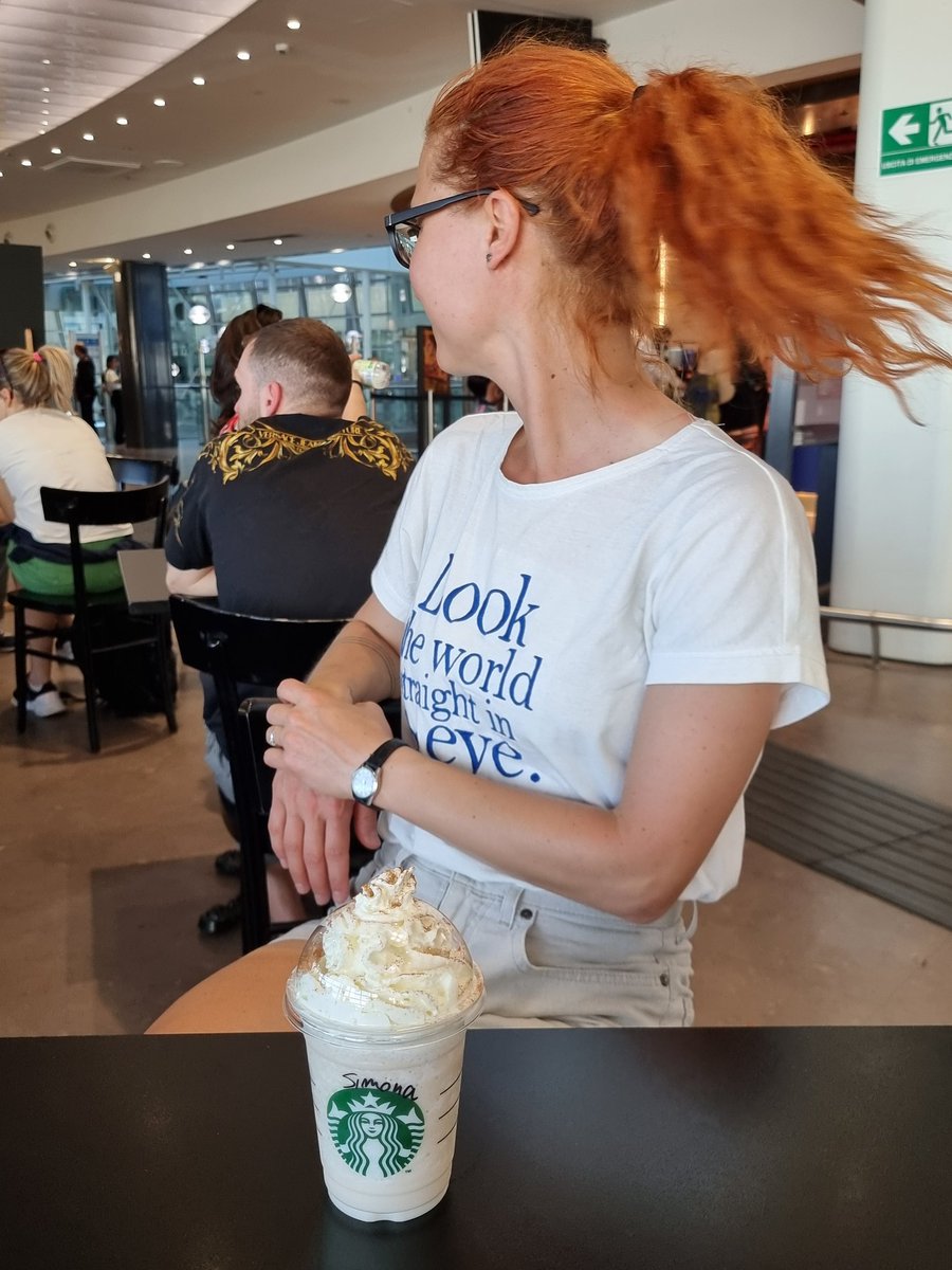 Simstr's tweet photo. Prodloužený víkend v Římě. Krásné počasí, miliarda lidí, ale krásný  😇 https://t.co/eiMpJiMH9m