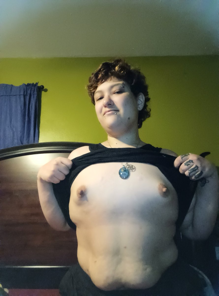 Flashing my cute little boobs at you :p appreciate it subbies