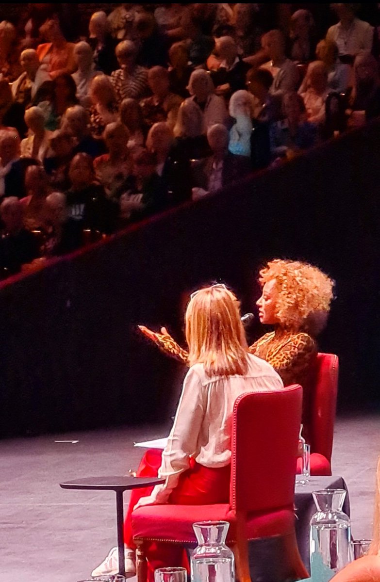 Women's Institute tweet media