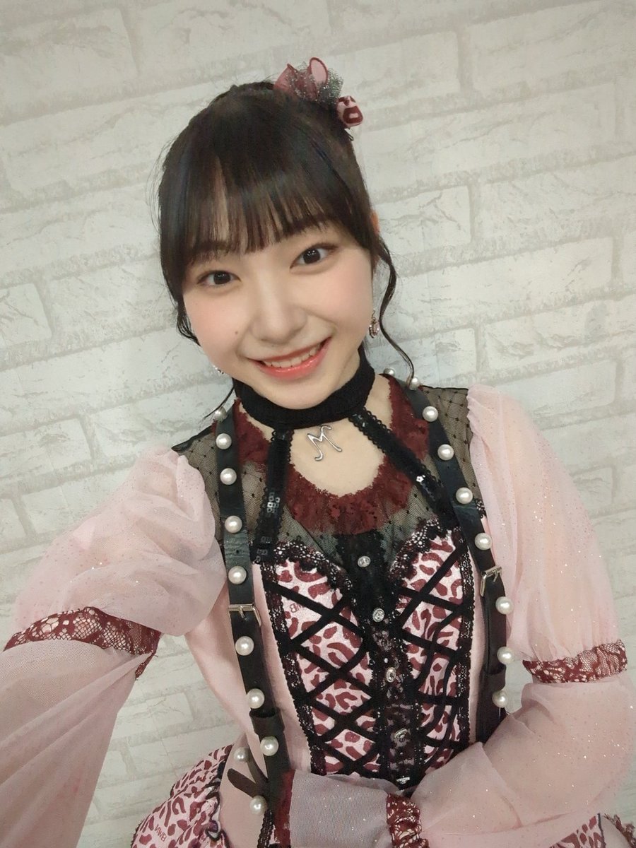Yoshimin_1018's tweet photo. 今日の #世代交代前夜公演 で #隅野チームM に昇格させて頂きました！🩷

まだびっくりしていますが、本当に嬉しいです🙌🏻🩵

これからも皆さんと一緒に、貪欲にまだまだ上を目指して行きたいです！！
よろしくお願いします☺️

チームMの皆さんよろしくお願いします🙇‍♀️
#NMB48 @nmb48_official https://t.co/4n26SIBdZ3