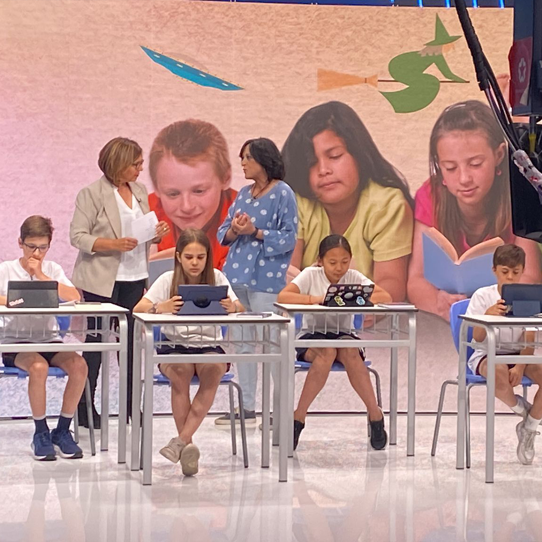 supertics's tweet photo. En el plato de @telemadrid , en un reportaje del programa Buenos días Madrid con nuestra compañera @mjpalop y alumnos de @salesianosatoch , acerca del primer estudio específico sobre comprensión lectora que se realiza en España, el Test NCL. https://t.co/HdnpP824qH