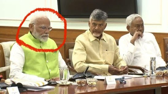 vijaythottathil's tweet image. NDA meet or any funeral meet?? Why is he so upset? 
His arrogance doesn’t allow coalition but to survive he has to now!