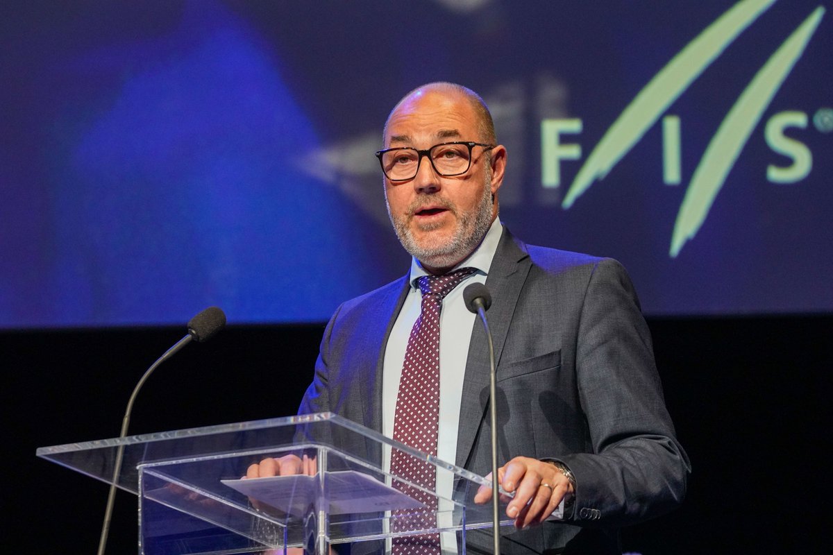FedFranceSki's tweet image. Le Président de la Fédération Française de Ski, Fabien Saguez, a été élu en tant que Membre du Conseil de la Fédération Internationale de Ski (FIS) ce mercredi 5 juin ! 👏
Il prendra désormais part aux réflexions stratégiques de la FIS comme représentant de la France au sein de…