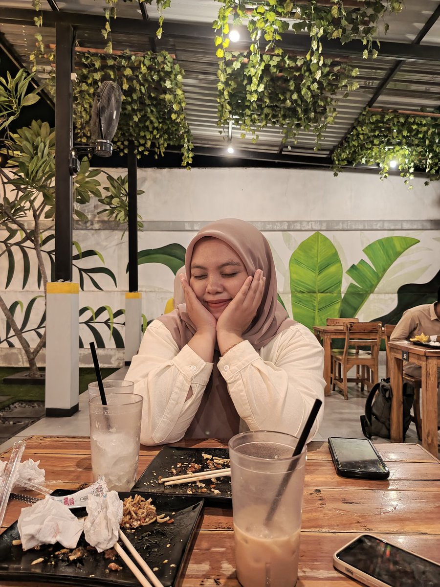 awaskeepincute's tweet photo. Ttp trsnym mskpn abs di php https://t.co/W7VtxiEnI6