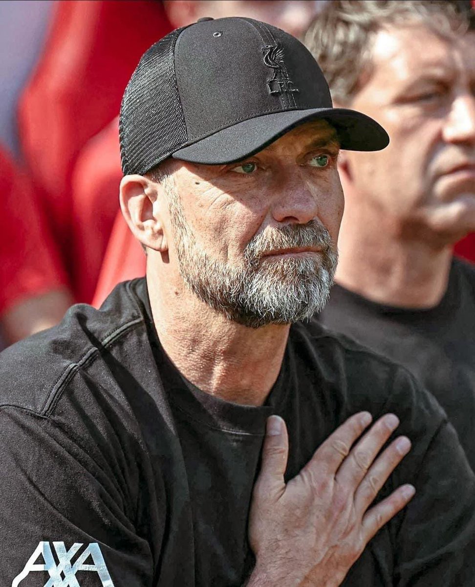 JATTSOPRANO316's tweet image. 99 points, 97 points and 92 points. 

The only manager in the PL history to do it without cheating ❤️YNWA❤️

#Liverpool #LFC